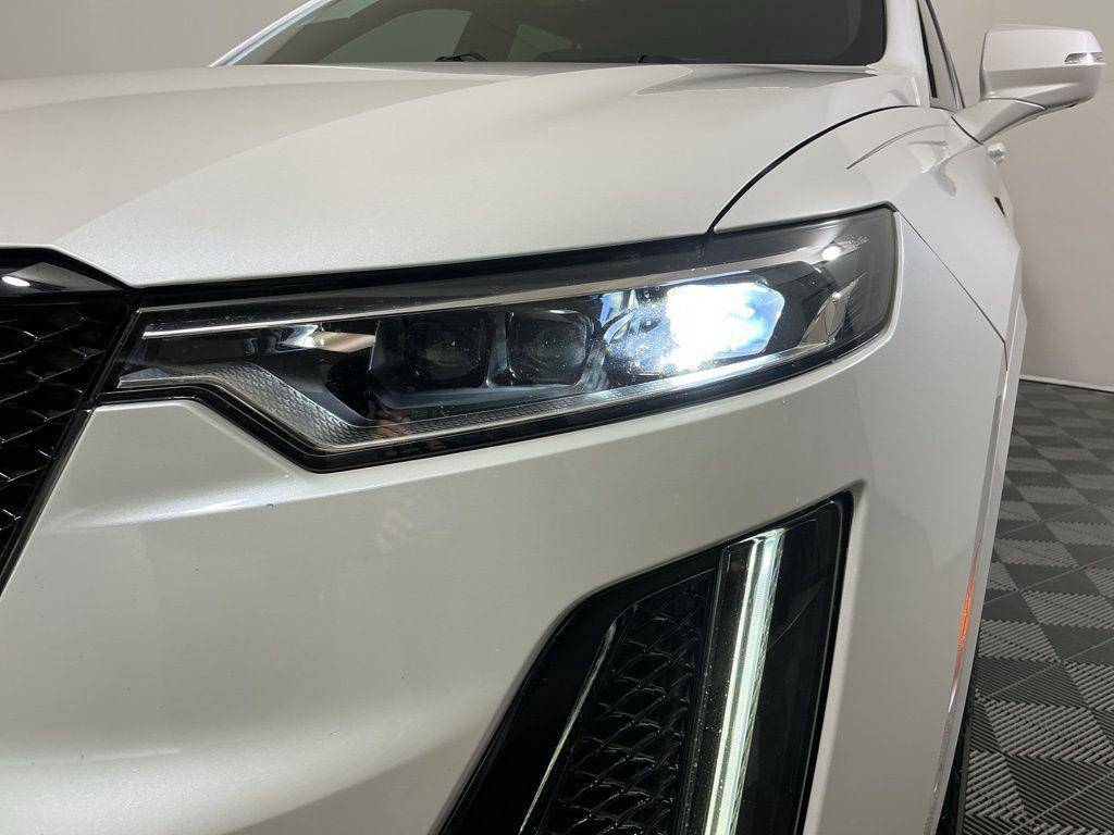 used 2021 Cadillac XT6 car, priced at $28,962