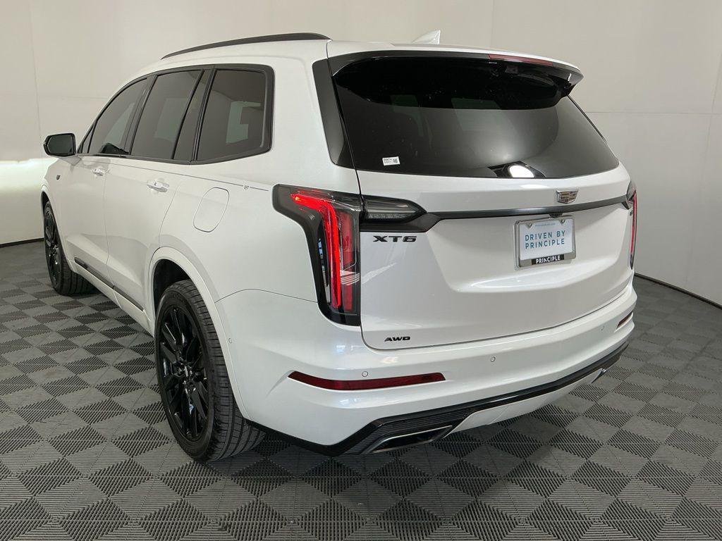 used 2021 Cadillac XT6 car, priced at $28,962