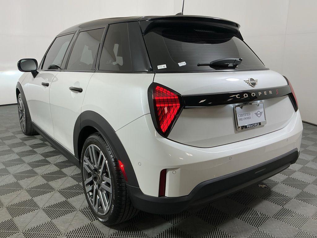 used 2025 MINI Hardtop car, priced at $31,680