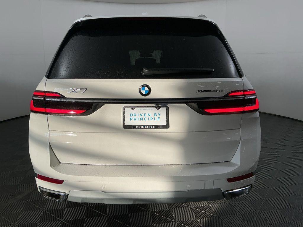 new 2026 BMW X7 car, priced at $95,925