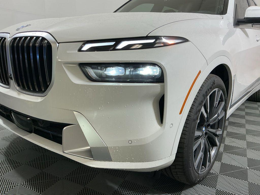 new 2026 BMW X7 car, priced at $95,925