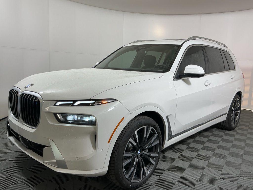 new 2026 BMW X7 car, priced at $95,925