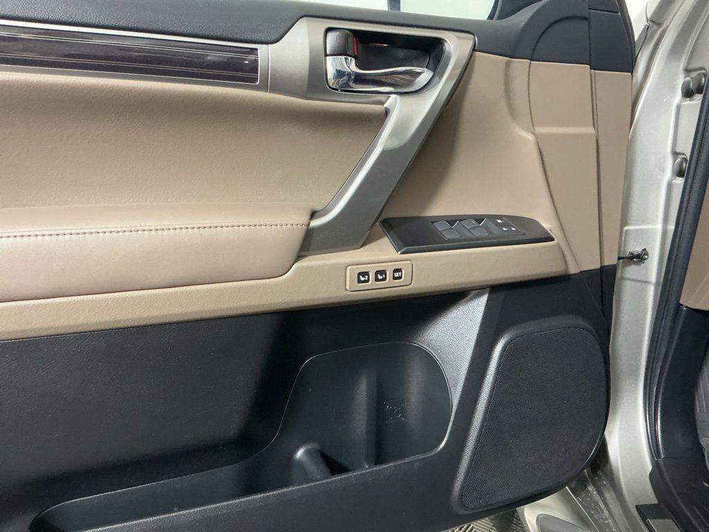 used 2022 Lexus GX 460 car, priced at $36,962