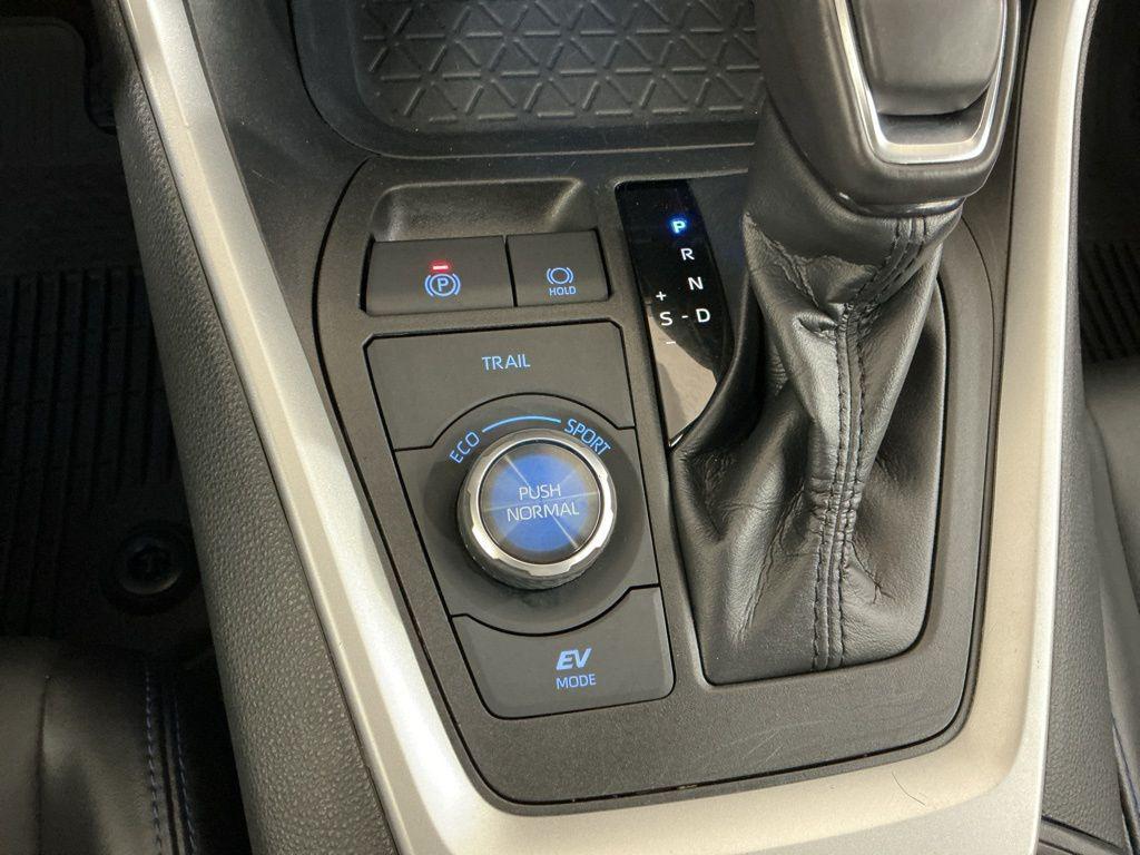 used 2022 Toyota RAV4 Hybrid car, priced at $23,962
