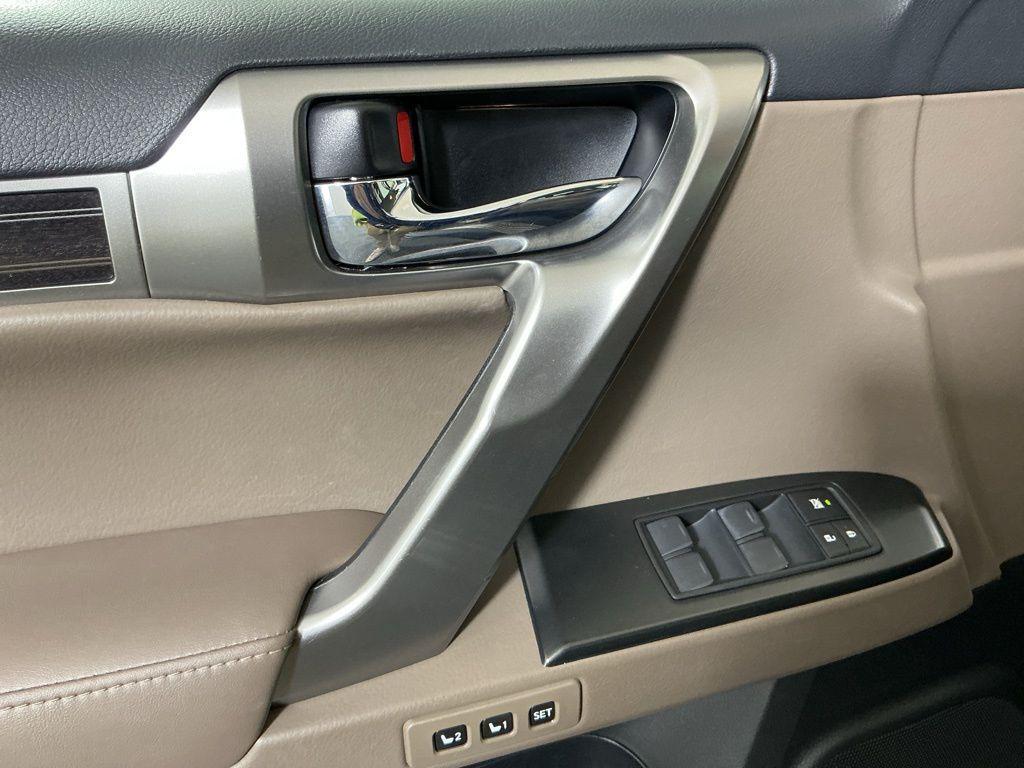 used 2022 Lexus GX 460 car, priced at $47,262