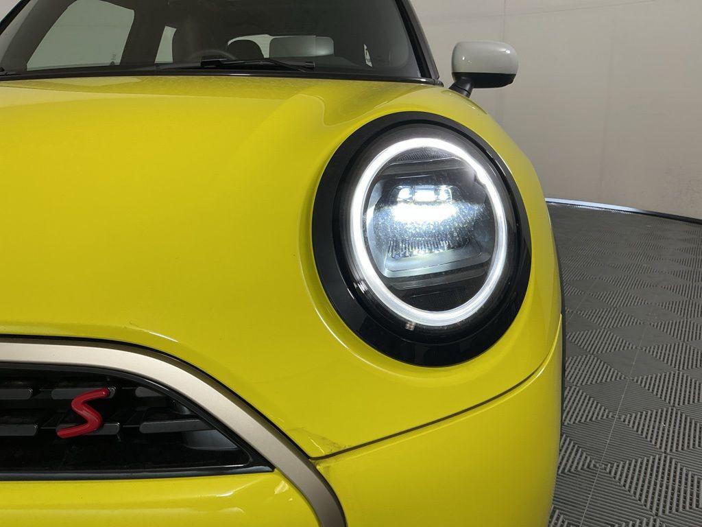 new 2026 MINI Hardtop car, priced at $40,440