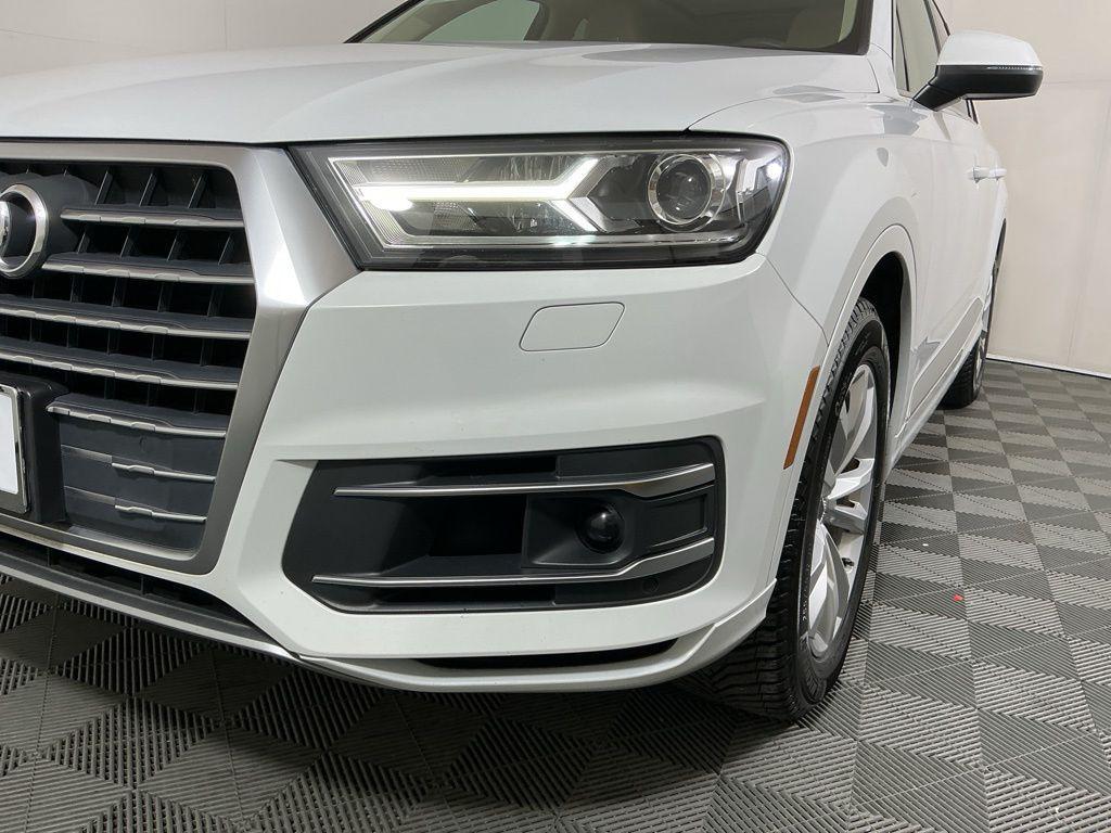 used 2018 Audi Q7 car, priced at $18,462