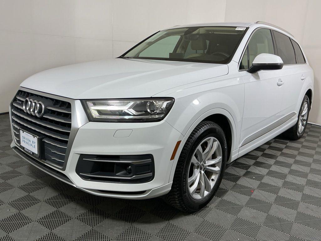 used 2018 Audi Q7 car, priced at $18,462