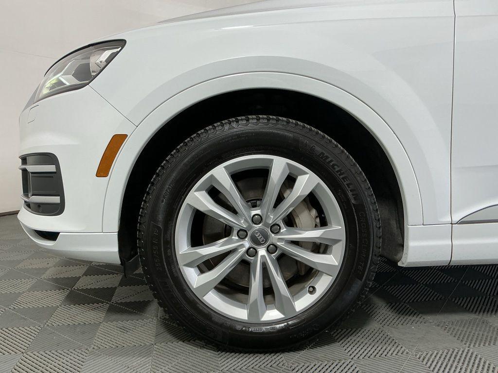 used 2018 Audi Q7 car, priced at $18,462