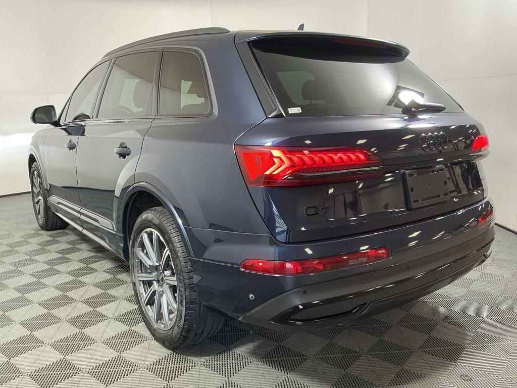 used 2023 Audi Q7 car, priced at $37,262