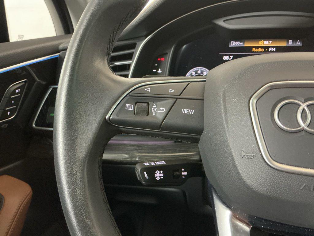 used 2023 Audi Q7 car, priced at $37,262