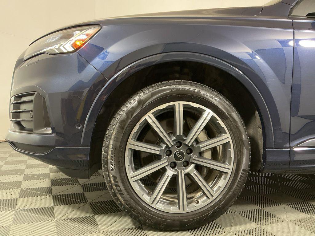 used 2023 Audi Q7 car, priced at $37,262