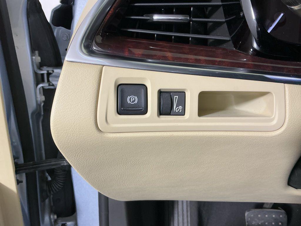 used 2017 Cadillac XT5 car, priced at $13,262