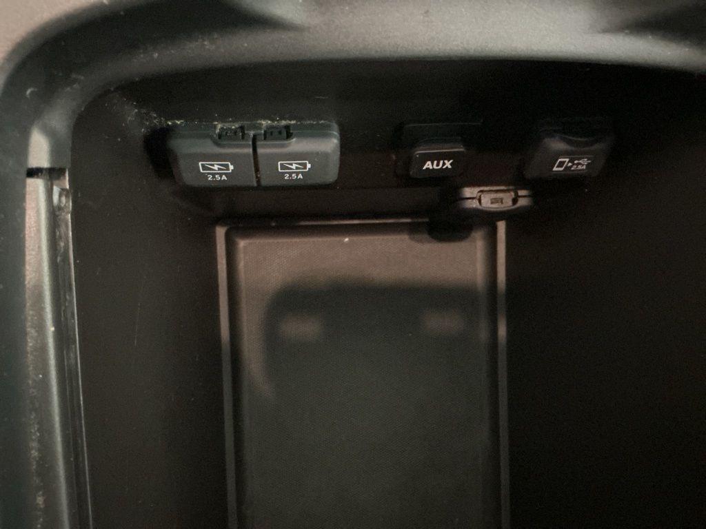 used 2018 Acura MDX car, priced at $15,652