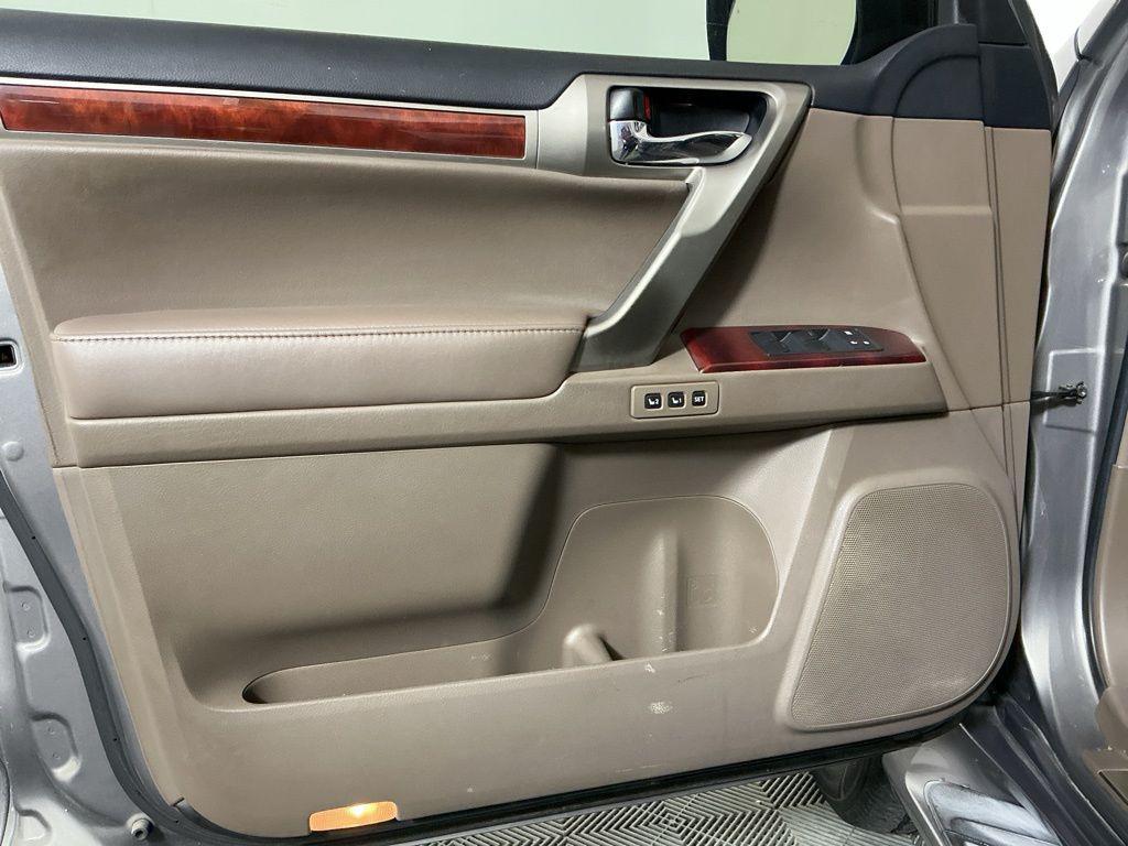 used 2013 Lexus GX 460 car, priced at $14,962