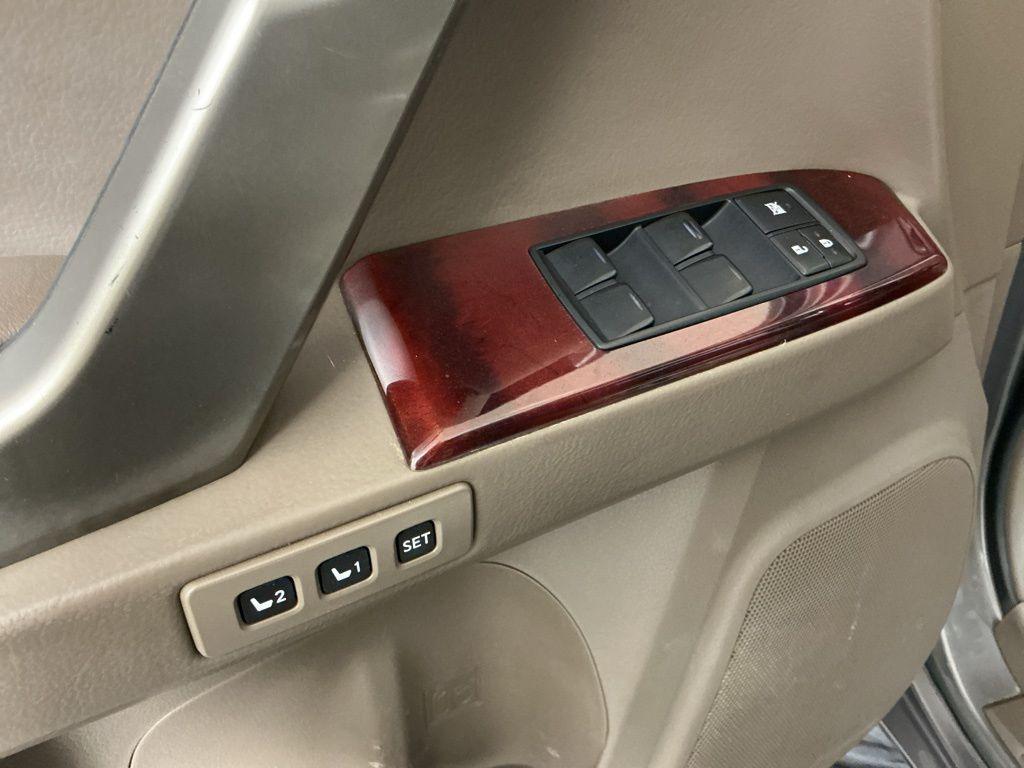 used 2013 Lexus GX 460 car, priced at $14,962