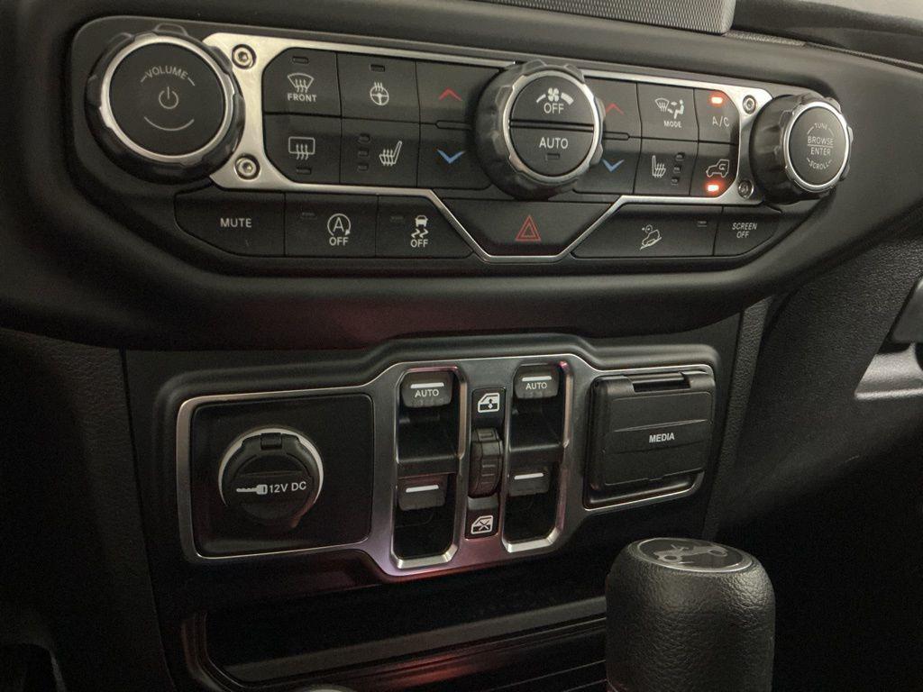 used 2019 Jeep Wrangler Unlimited car, priced at $22,262