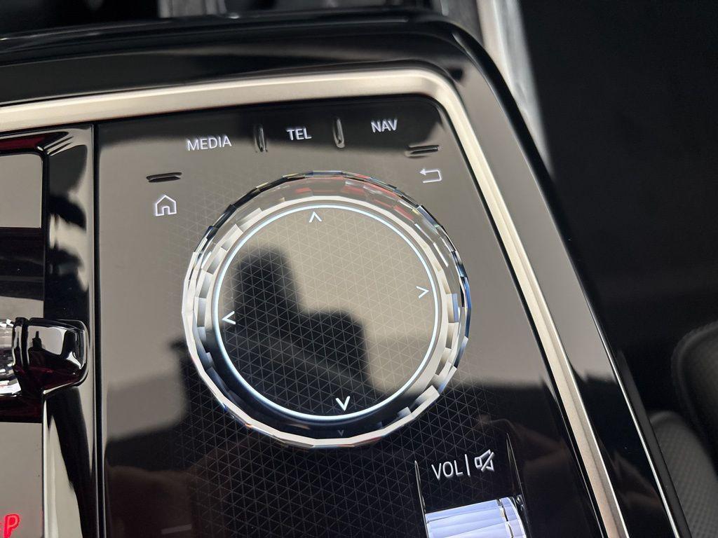 new 2025 BMW 750e car, priced at $115,075