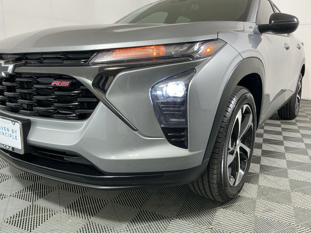 used 2024 Chevrolet Trax car, priced at $18,962