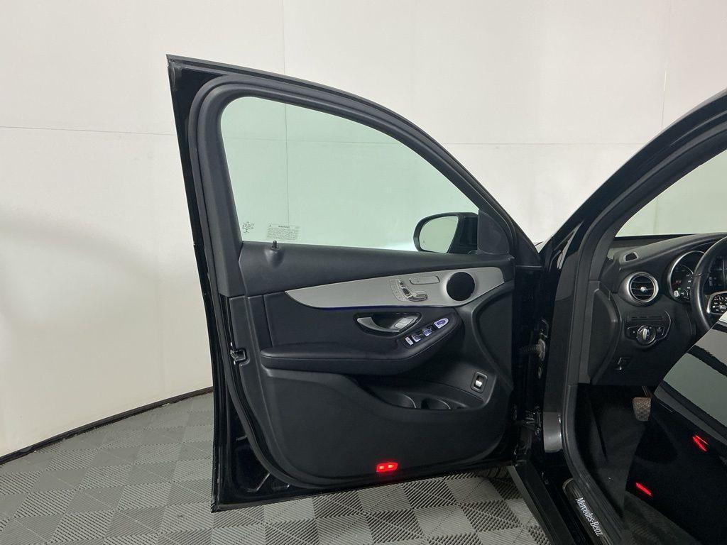 used 2022 Mercedes-Benz GLC 300 car, priced at $22,962