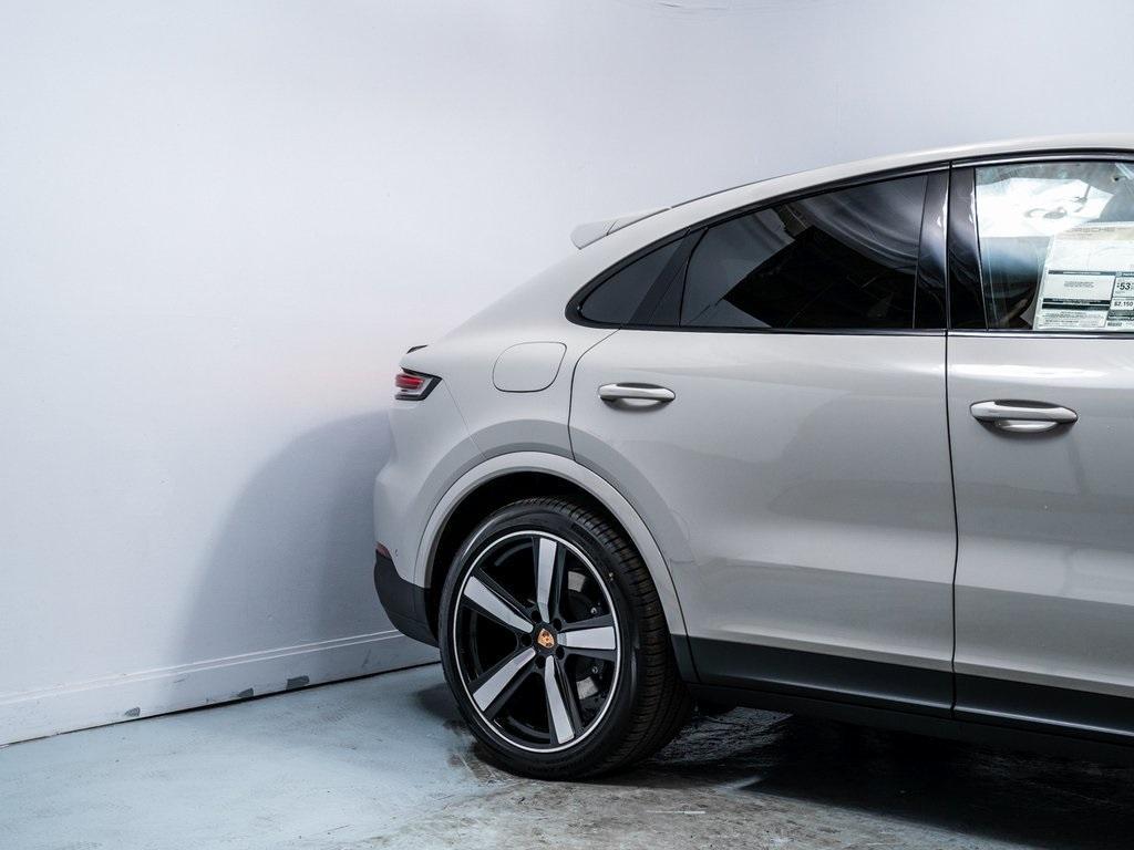 new 2026 Porsche Cayenne car, priced at $130,679