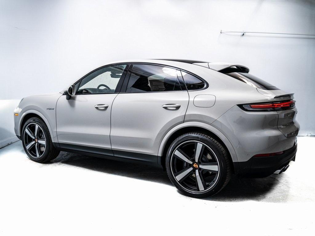 new 2026 Porsche Cayenne car, priced at $130,679