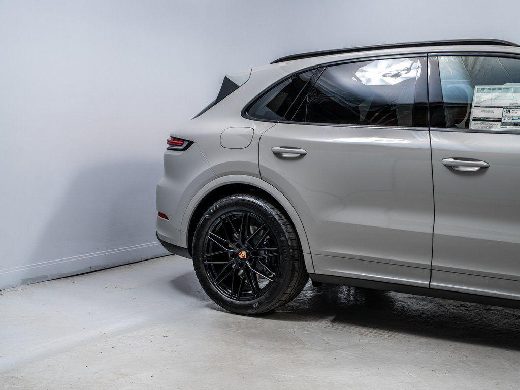 new 2026 Porsche Cayenne car, priced at $117,679