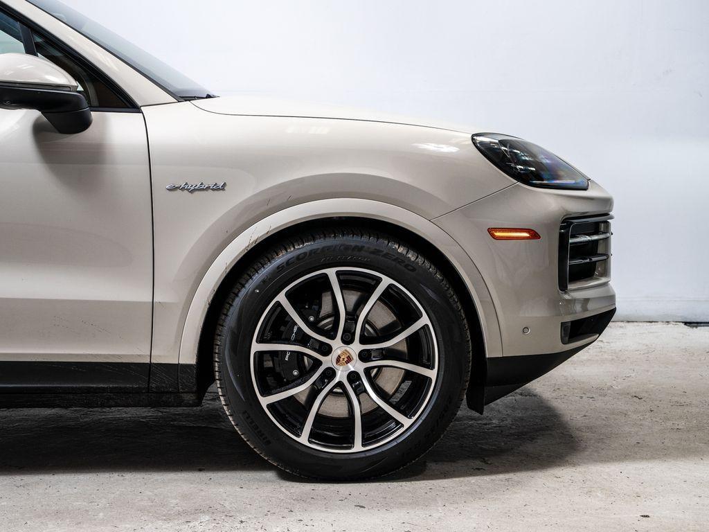 new 2026 Porsche Cayenne car