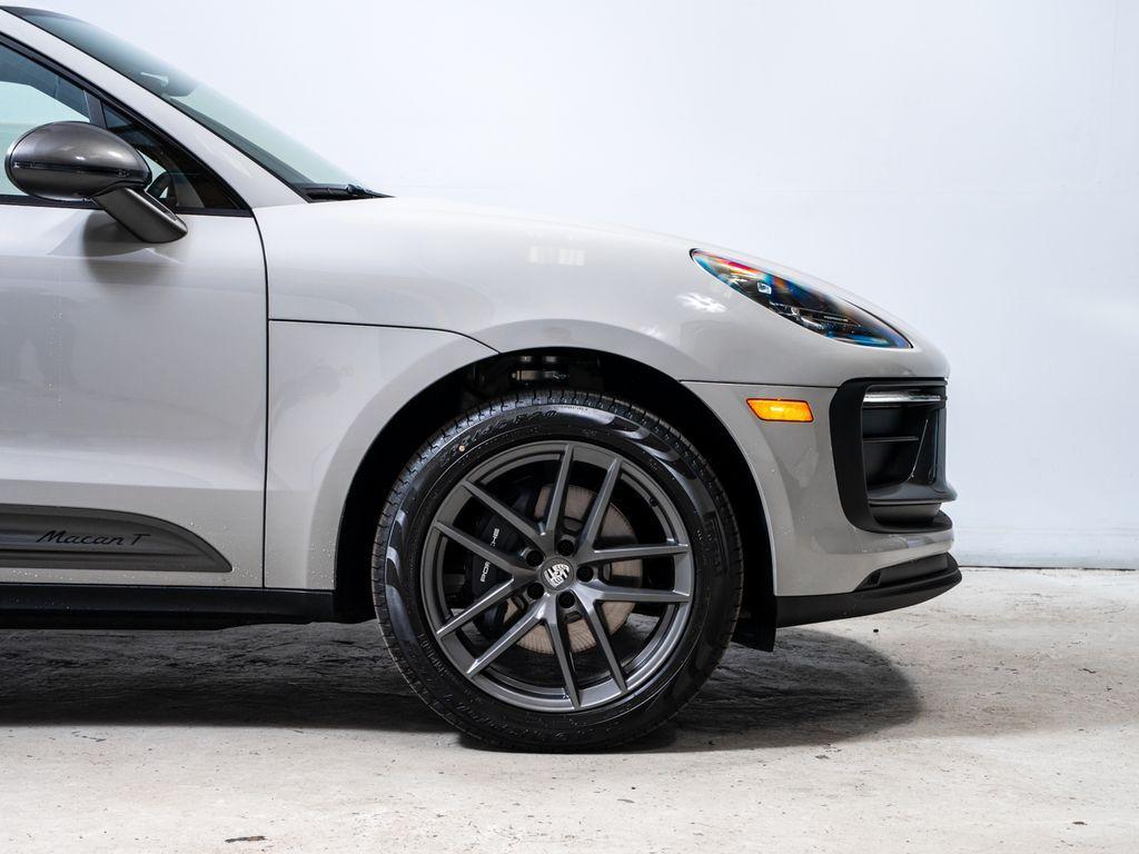 new 2026 Porsche Macan car