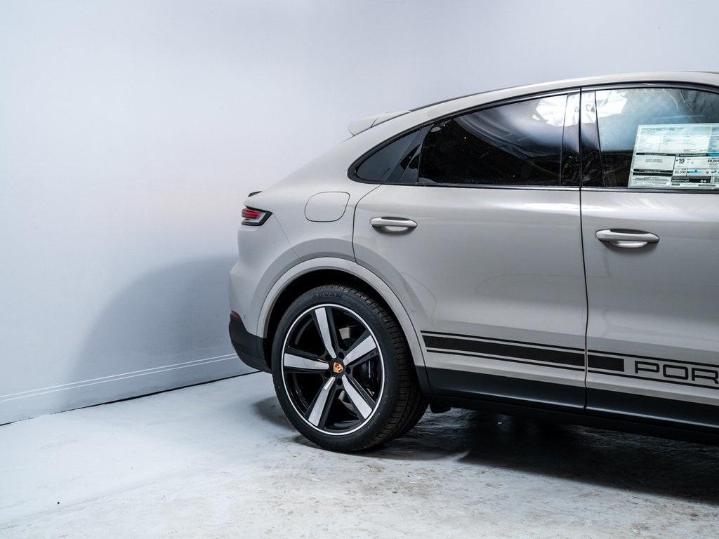 new 2026 Porsche Cayenne car, priced at $120,289