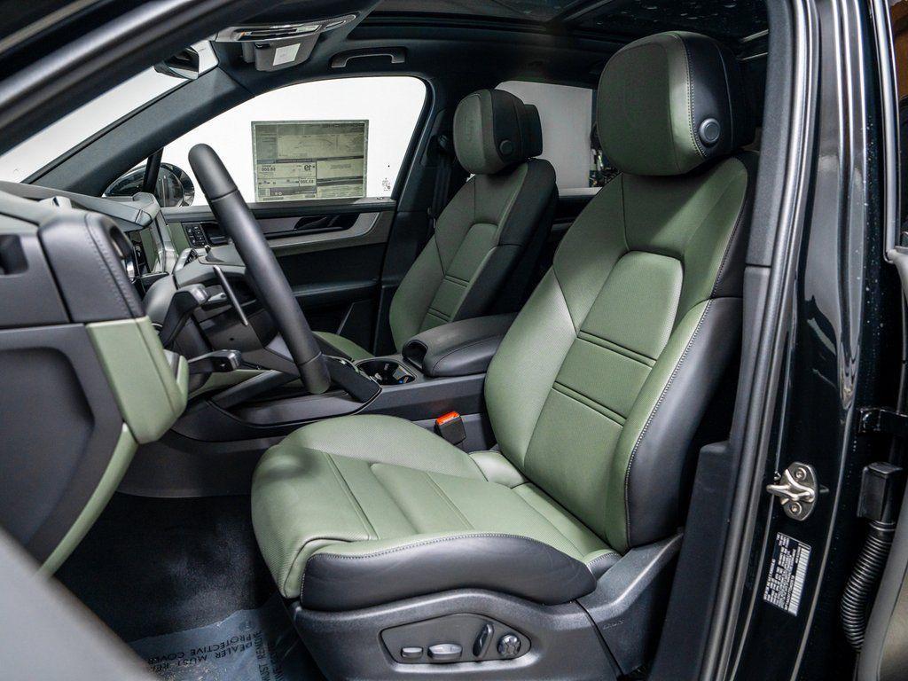 new 2026 Porsche Cayenne car, priced at $112,099