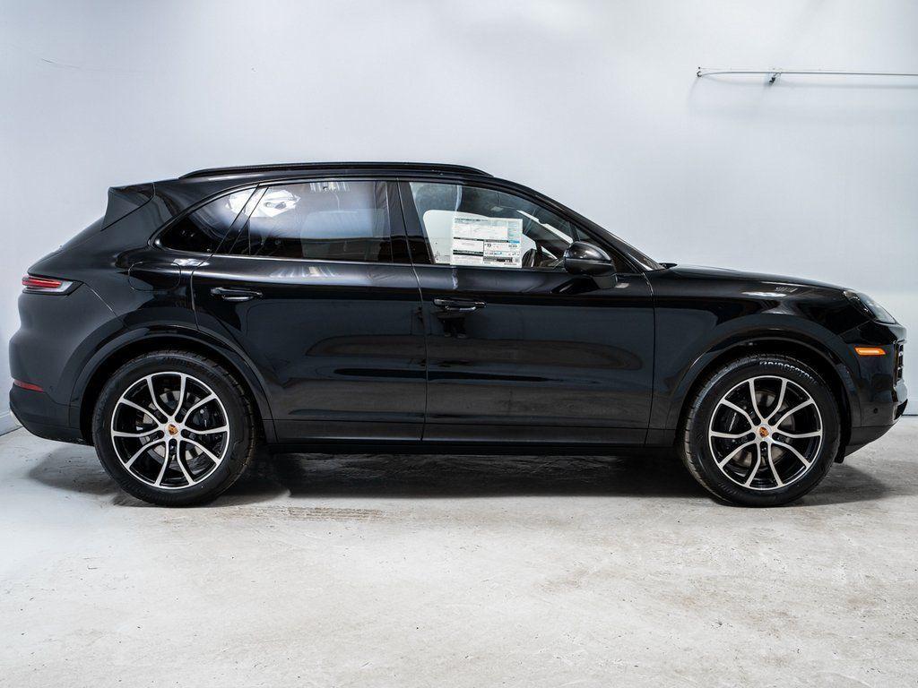 new 2026 Porsche Cayenne car, priced at $112,099