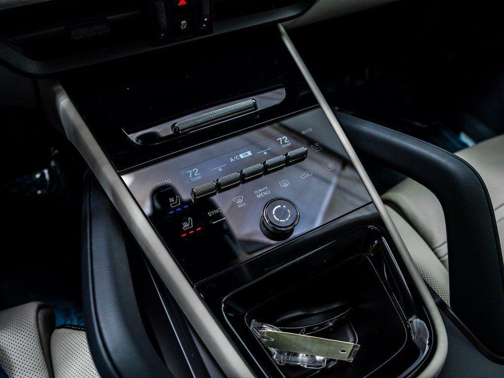 new 2026 Porsche Cayenne car, priced at $116,939