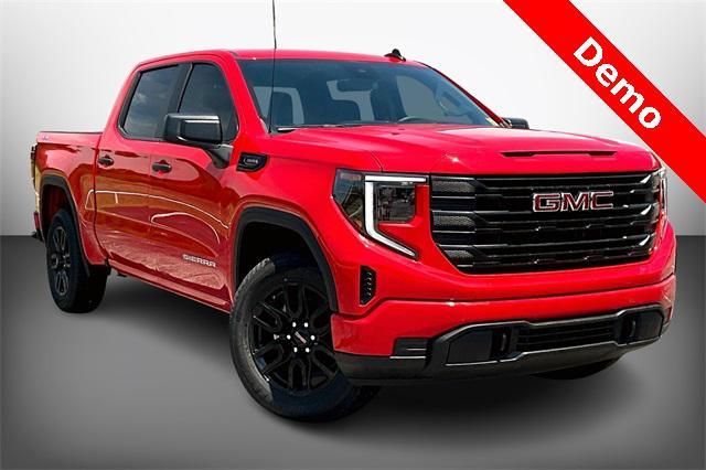 new 2025 GMC Sierra 1500 car, priced at $42,590