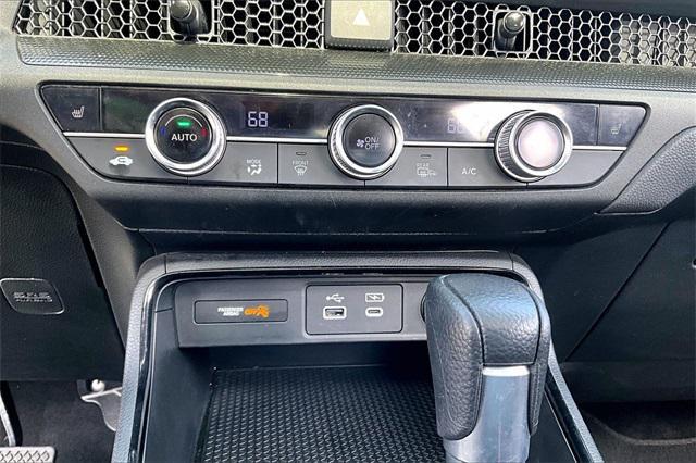 used 2025 Honda CR-V car, priced at $30,999