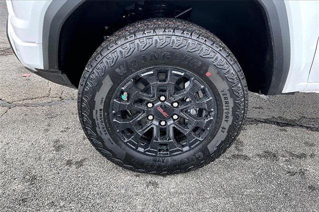 new 2026 GMC Canyon car, priced at $41,292