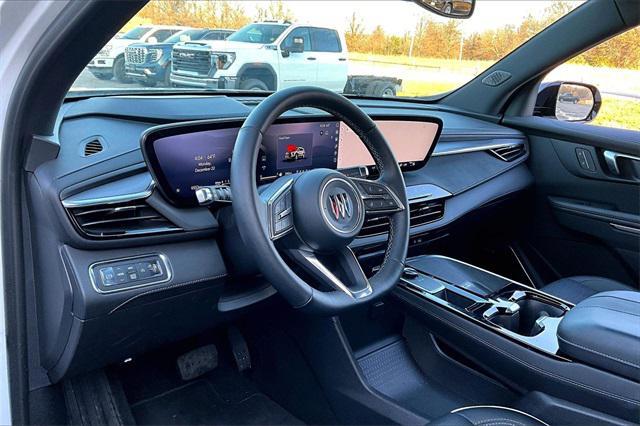 used 2025 Buick Enclave car, priced at $41,313