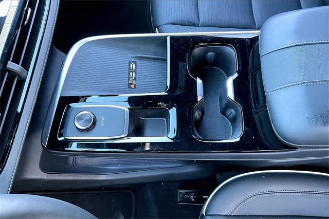 used 2025 Buick Enclave car, priced at $41,313