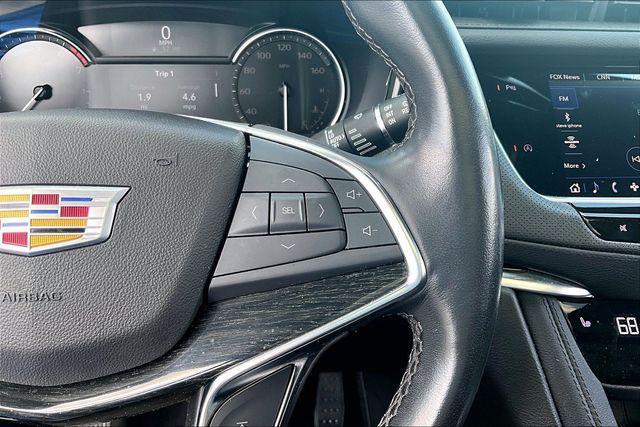 used 2022 Cadillac XT5 car, priced at $30,697