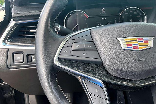 used 2022 Cadillac XT5 car, priced at $30,697