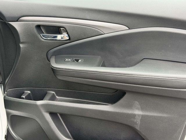 used 2024 Honda Ridgeline car, priced at $33,481