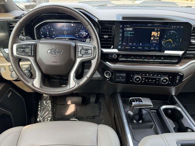 used 2022 Chevrolet Silverado 1500 car, priced at $39,981