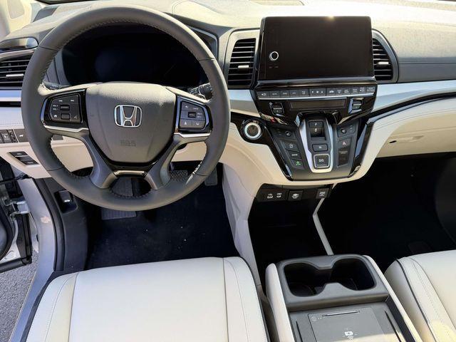 new 2026 Honda Odyssey car, priced at $48,990