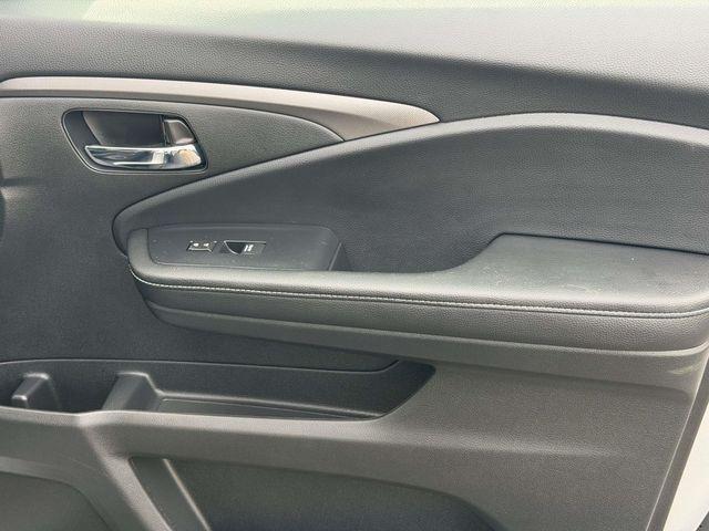 used 2025 Honda Ridgeline car, priced at $37,982