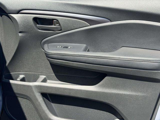 used 2022 Honda Passport car, priced at $26,481