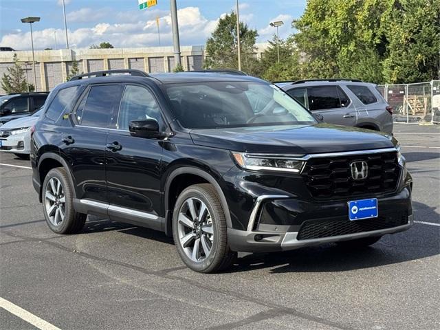 new 2025 Honda Pilot car, priced at $51,095