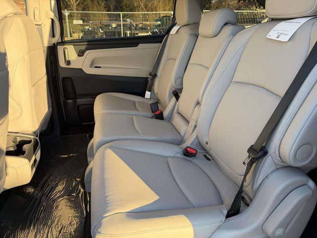 new 2026 Honda Odyssey car, priced at $45,340