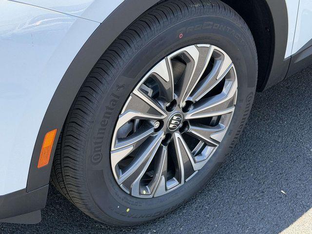 new 2026 Buick Envision car, priced at $39,690