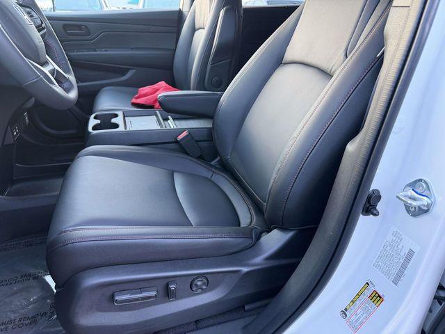 new 2026 Honda Odyssey car, priced at $45,845