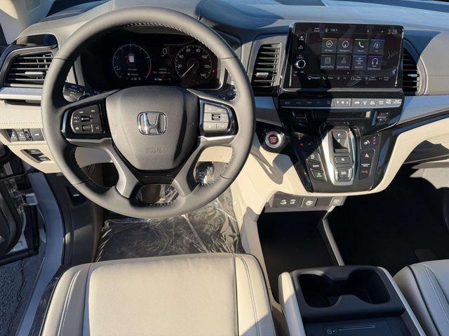new 2026 Honda Odyssey car, priced at $50,385